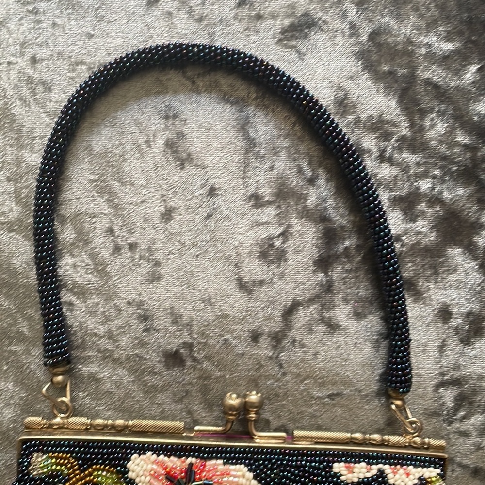 Vintage Beaded Floral Hand Bag - Picture 2 of 4
